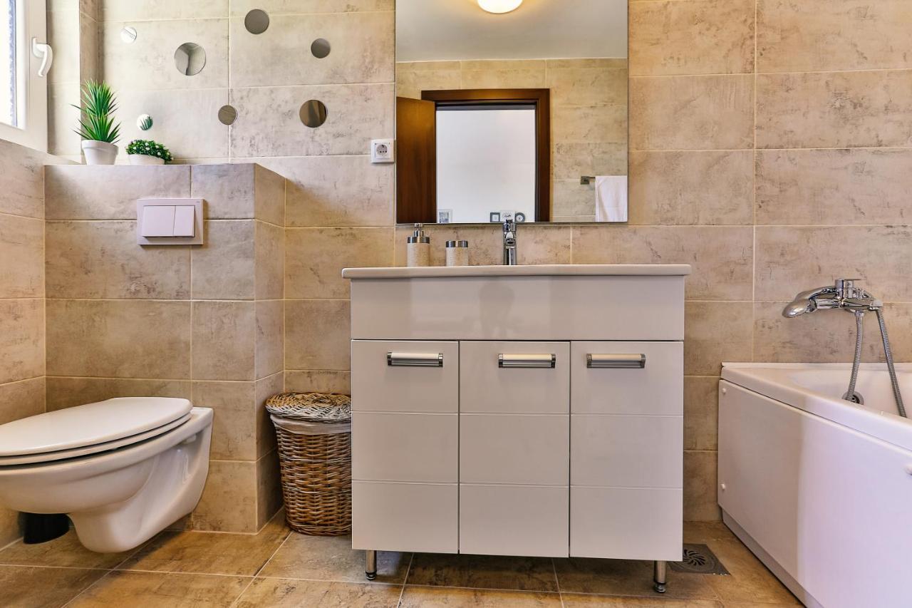 Apartmani VISUM Sveti Stefan Bagian luar foto