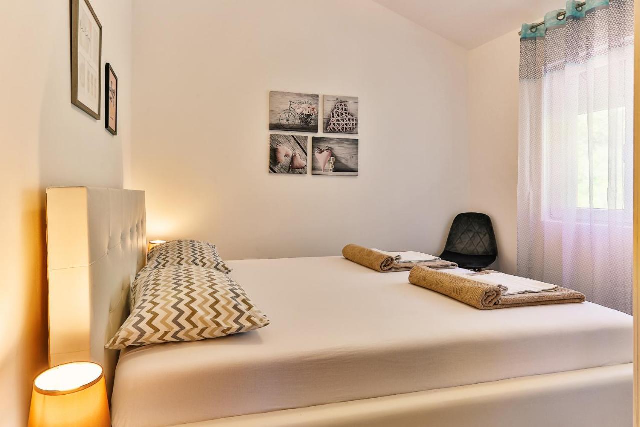 Apartmani VISUM Sveti Stefan Bagian luar foto